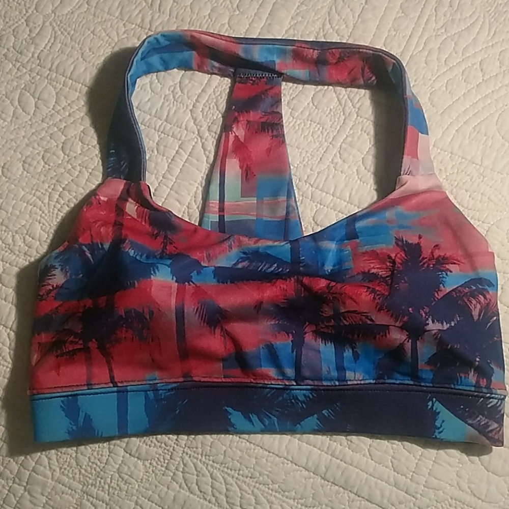 Gap Fit padded, womens sports bra.  XS